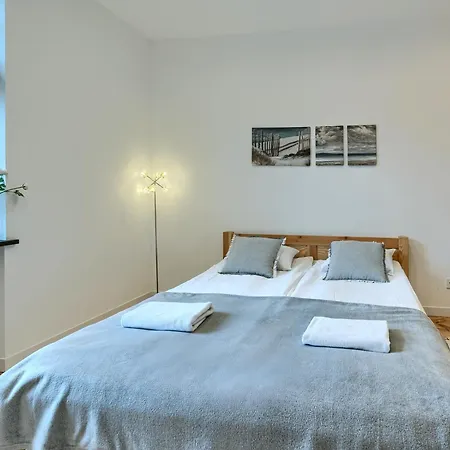 Apartment Devon *